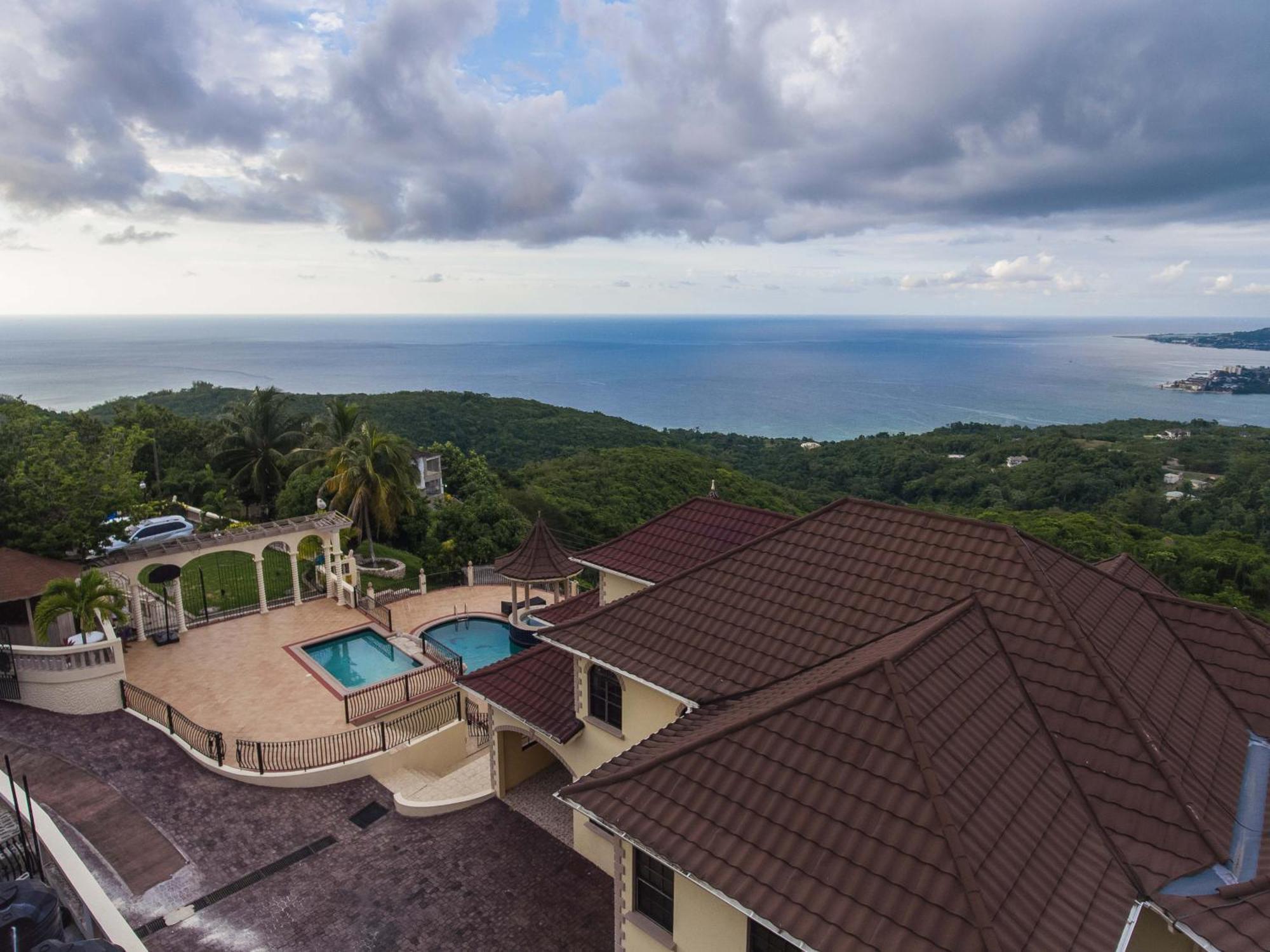 Clarridge View Guesthouse Montego Bay Exterior foto