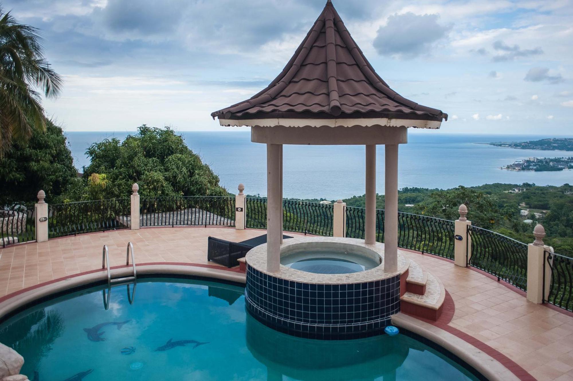 Clarridge View Guesthouse Montego Bay Exterior foto